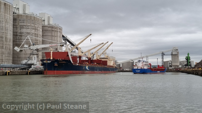 Laoura - RDJ Johanna